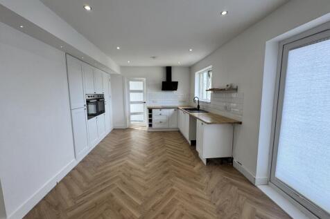 Malpas Road, Newport,  photo 2