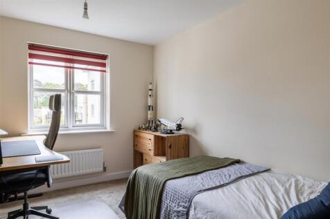11 Bentham House-15.jpg