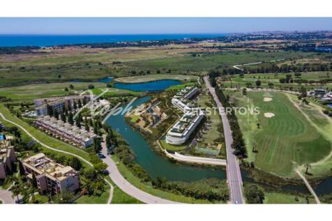 Brand New Luxury Golf Front Properties For Sale In Vilamoura (16)