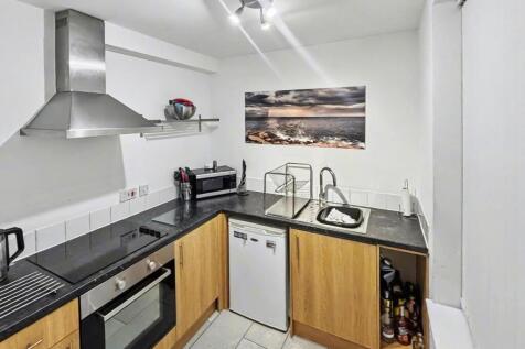 market kitchen.jpg