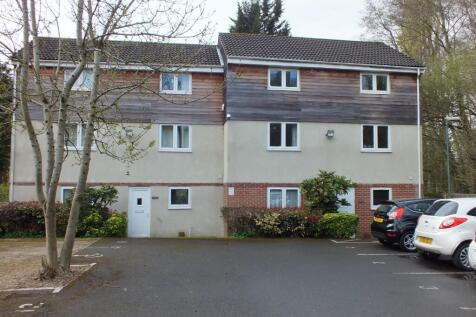 Links View Student House, Harborne, Birmingham, ensuite rooms, over 3 floors photo 3
