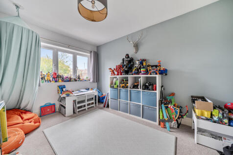 1364331-9-68e9459...