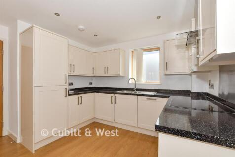 Lounge/Kitchen