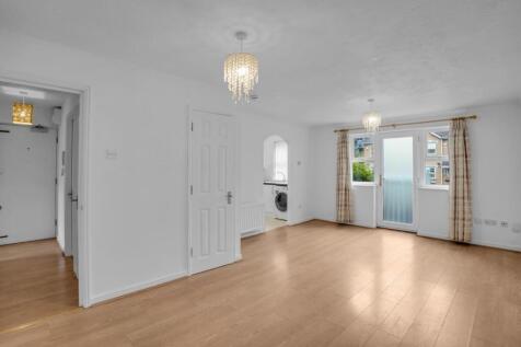 Beckenham, BR3 - property photo