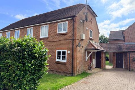 One bedroom maisonette West side of Billingshurst