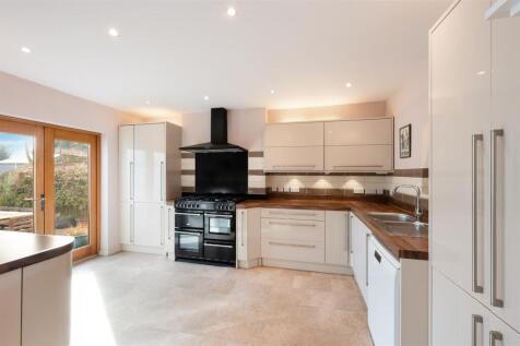 LAUREL ROAD 14   (6).jpg