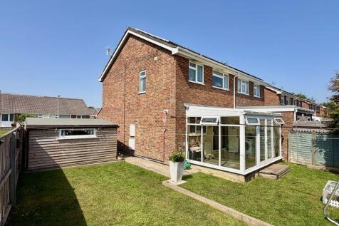 Rear aspect &amp; Garden