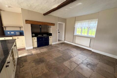 Southwick, Fareham, Hampshire, PO17 photo 3