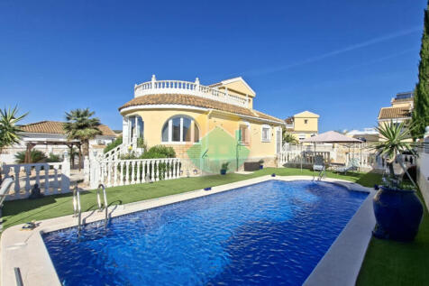 3 Bedroom Detached For Sale-NED648-1
