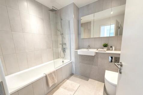 Crown View, 150 Dantzic Street, Manchester, Greater Manchester, M4 photo 5