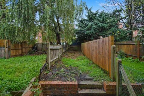 Flat A, 42 Rathcoole Gardens, Hornsey, London, N8 9NB