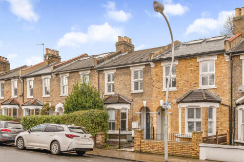 London, SE15 - property photo