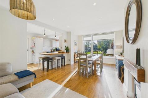 Open Plan Living Kitchen