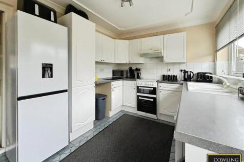 Lupin Drive, Chelmsford photo 4