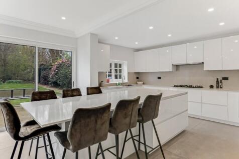 Neville Drive, Hampstead Garden Suburb, N2 photo 3
