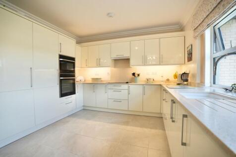 Open Plan Lounge &amp; Kitchen/Diner