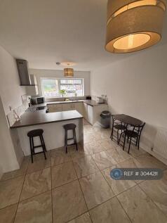 Saxon Way, Wychbold, Droitwich, WR9 photo 3