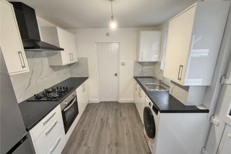 Belgrave Road, Slough, Berkshire, SL1 photo 3