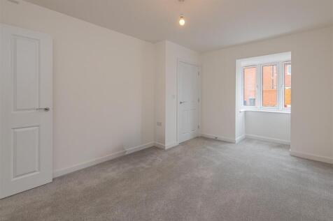 Cooper Close, Kettering photo 4