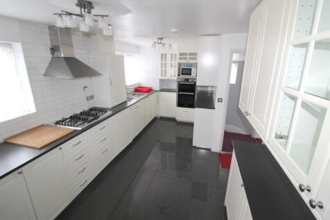 Rowan Road, West Drayton photo 4