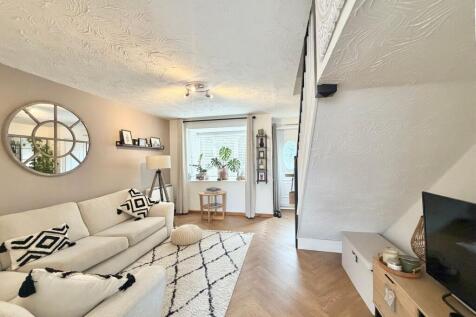 Burdock Court, Newport Pagnell, MK16 photo 3