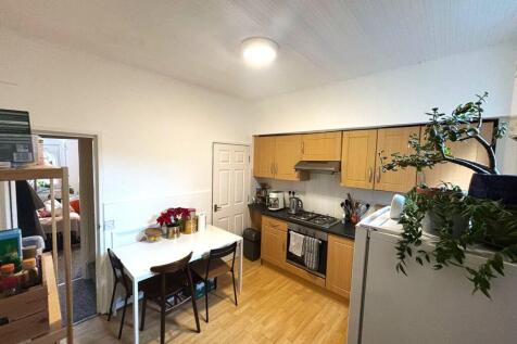 43 Ashford Road, Sheffield photo 5