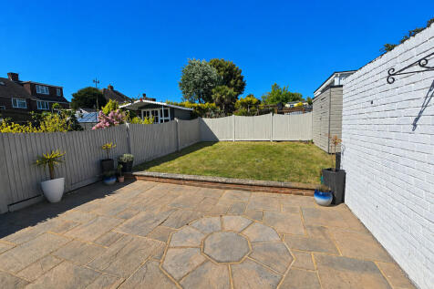 REAR GARDEN NEW