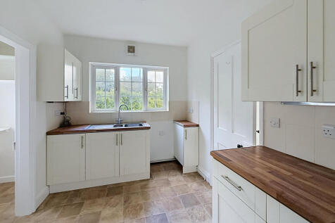 Middle Stud Cottages, Landwade Road, Exning, Newmarket, Suffolk photo 3