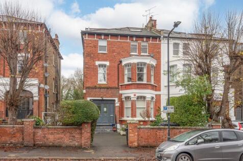 London, NW6 - property photo