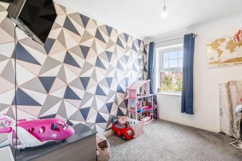 Bedroom 6/Playroom