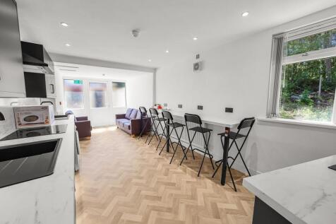 Kitchen/lounge area