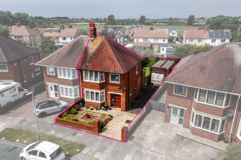 Front corner aerial