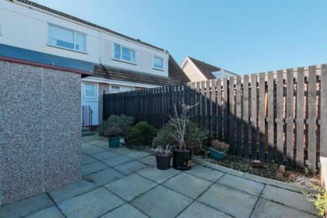 044-2 Islay Quadrant Wishaw ML2 0T.jpg