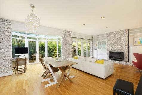 London, NW3 - property photo