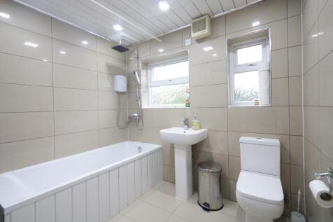 Thelwall Avenue, Manchester, M14 photo 3