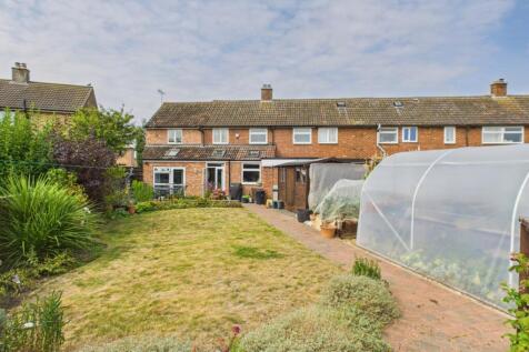 CAM02519G0-PR0326-STILL029