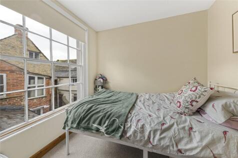 Market Place, Oundle, Peterborough, PE8 photo 4