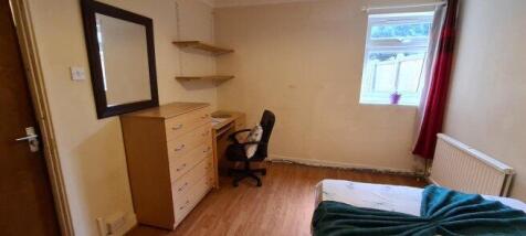 saint-dunstan-s-close-ct2-8lp-1040466