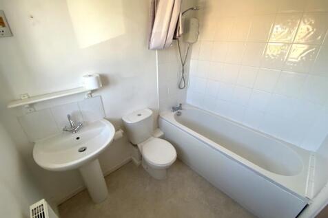 Meadow Way, BS32 photo 3