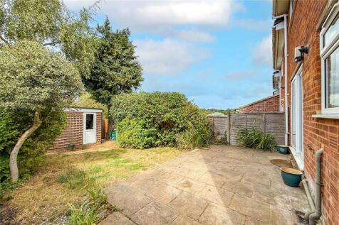 Broadstone Road, Harpenden, Hertfordshire, AL5 photo 4