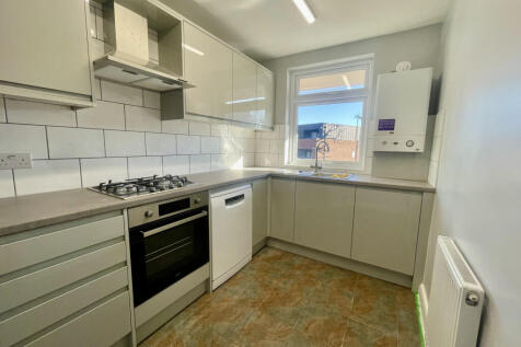 2 bedroom first floor flat