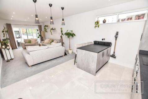 Open Plan Kitchen/Living Room