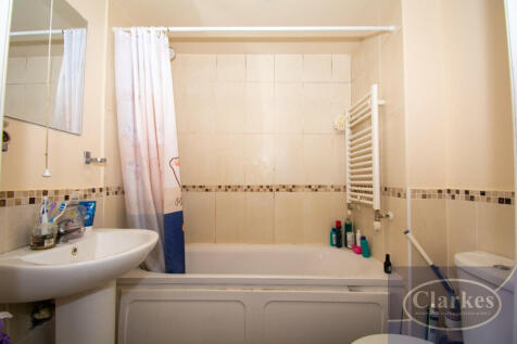 Flat 1 Magenta Court, 2 Melgate Close, Dorset photo 5