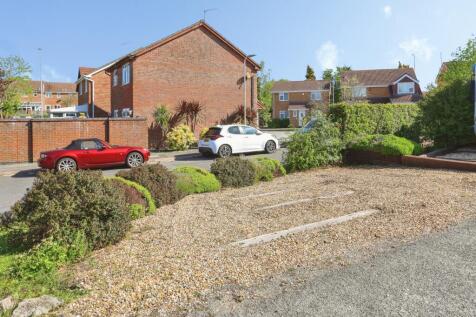 Front Parking/Garden