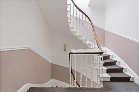 Staircase of 8 (Flat 3) Granville Terrace