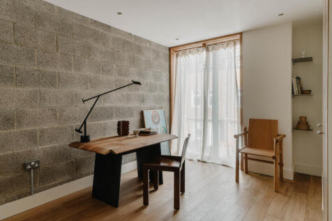 265911 - Stoke Newington High Street_Re-edits_H...