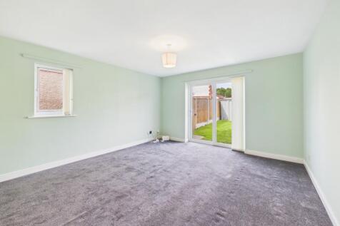 Beveridge Road, Denton Holme, Carlisle, CA2 photo 3