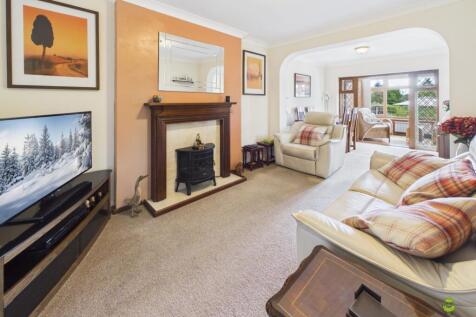 Presented by Clinton at EweMove Bexleyheath and Da