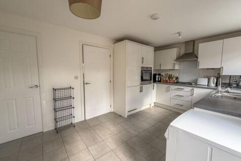 Farthington Drive, Nuneaton, CV11 photo 3