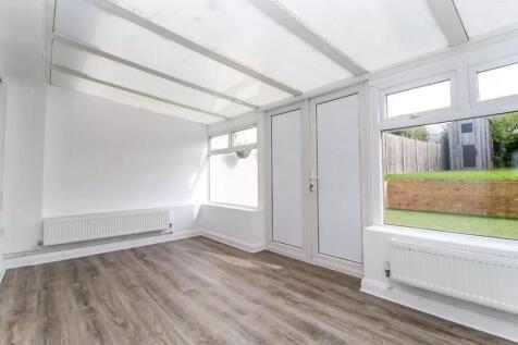 Quantock Close, Putnoe, MK41 photo 3